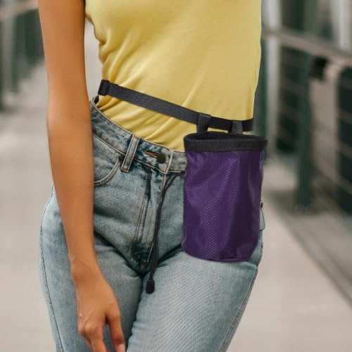Rock Climbing Chalk Bag for Outdoor Climbing Activities Powder Bag with Large Capacity and User-Friendly Design, Made of Sturdy Oxford Cloth and Fleece for Bouldering