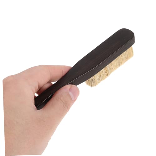 VICASKY Wooden Climbing Chalk Brush with Natural Boar Hair Bristles Lightweight Design for Bouldering and Outdoor Rock Surface Cleaning Tool to Reduce Hand Fatigue