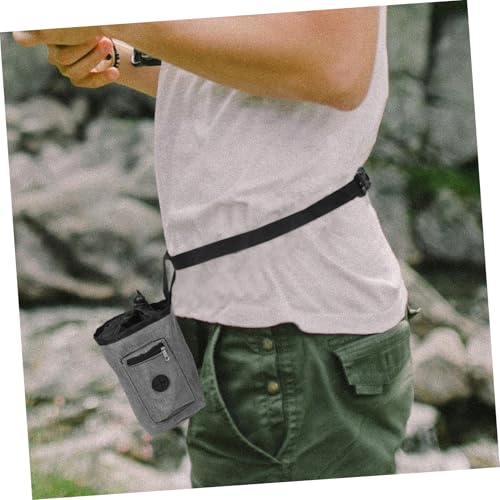 Climbing Chalk Bag with Zippered Pockets Waterproof Gym Pouch for Rock Climbing Bouldering and Weightlifting Adjustable Waist Belt Outdoor Sports Accessories