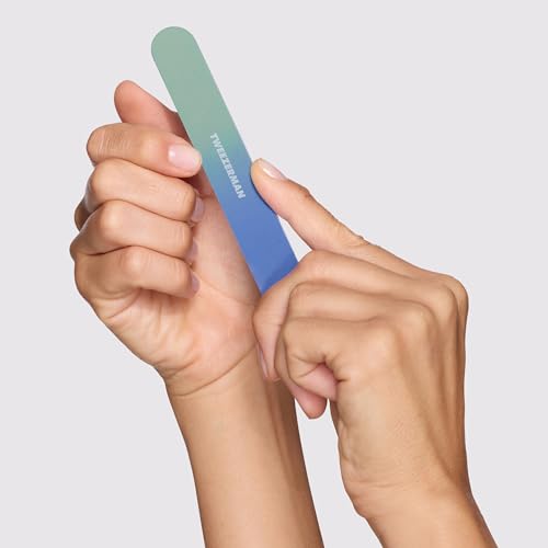 Tweezerman Nail Kit with Clipper & 2 Nail Files Paisley - color: Paisley