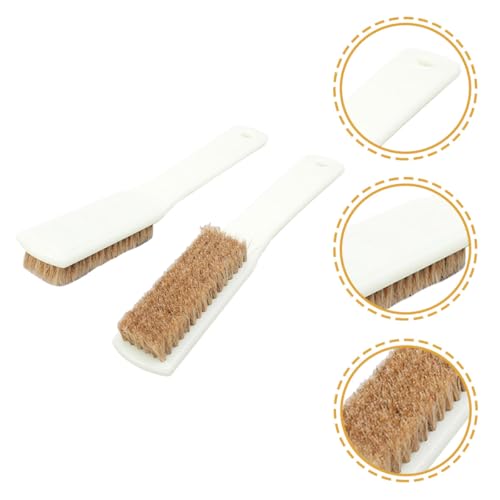 Levemolo Bouldering Brush and Climbing Hold Cleaner 2pcs with Wild Boar Bristles and Sturdy Handle for Rock Climbing Chalk Removal and Outdoor Sports Cleaning