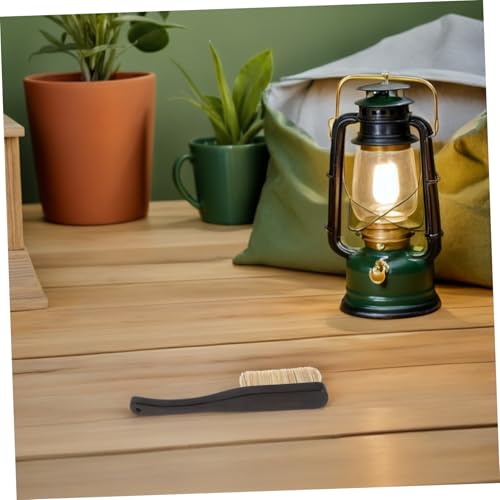 Outdoor Climbing Chalk Brush and Fine Boar Hair Bristles with Wooden Handle Quick Drying and Excellent Grip for Bouldering Holds and Natural Rock, for Lengthy Climbs