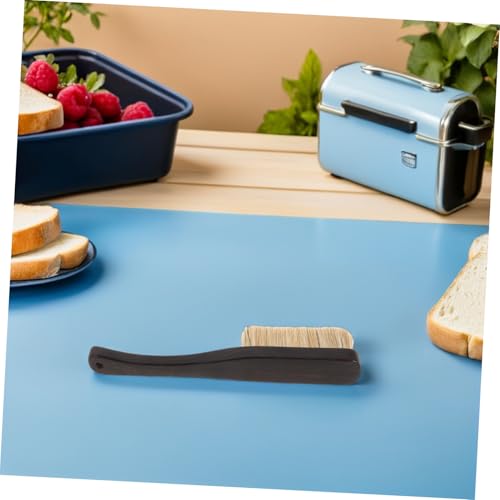 BESPORTBLE Climbers Chalk Brush with Wooden Handle and Boar Hair Bristles for Bouldering and Year- Climbing, Quick Drying Rock Cleaning Tool Suitable for Professional Climbers and Beginners