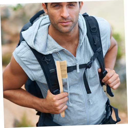 POPETPOP Rock Climbing Brush with Ergonomic Handle and Soft Boar Hair Bristles Lightweight Cleaning Tool for Bouldering Holds Compact Design for Outdoor and Indoor Adventures