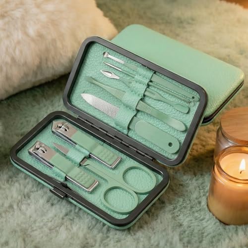Manicure Kit for Women Men-Manicure Set with Case, Nail Clippers, Portable Nail Care Kit for Travel Home Personal Grooming（Green 8 in 1） - color: Green1