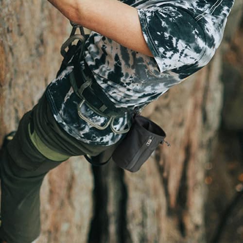 Climbing Chalk Bag Adjustable Waist Bag Strap Zippers Storage Pocket & Brush Holder, Rock Climbing Bouldering Chalk Bag